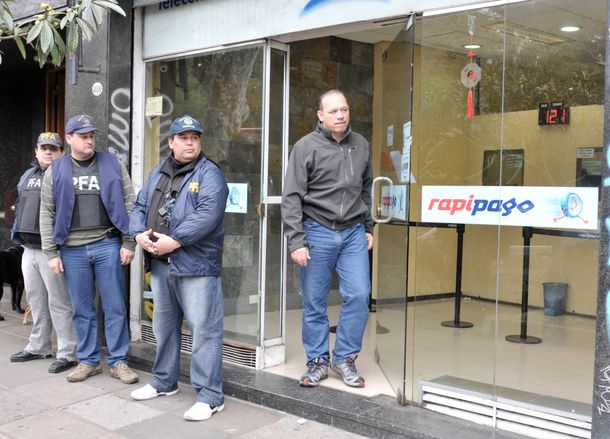 Cuevas VIP: secuestran más de 3 millones de pesos en divisas