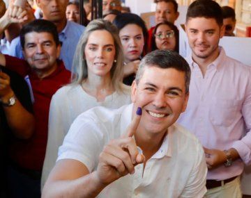 Elecciones en Paraguay: Santiago Peña es el nuevo presidente electo