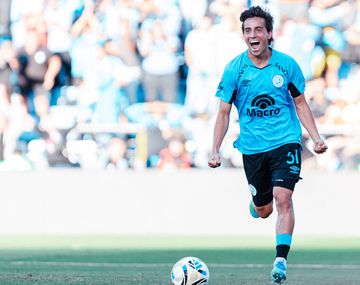Belgrano goleó a Sarmiento y jugará los octavos de final ante Talleres