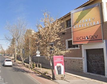 Acusan al primo de un líder radical de participar de una reunión de poker clandestina