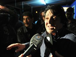 severo debio ser hospitalizado por una paralisis nerviosa severo debio ser hospitalizado por una paralisis nerviosa