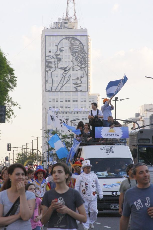 Autoconvocados al Obelisco en apoyo a scioli