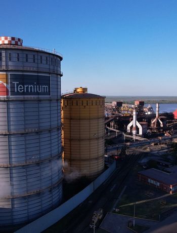 &nbsp;Tecsesi S.A. operaba como tercerizada para Ternium, ambas pertenecientes al Grupo Techint