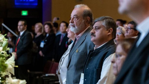 Son los nietos favoritos de Carlos Slim Helú, tienen puestos clave en el imperio familiar y ya son considerados hombres poderosos de México