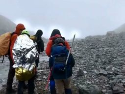 Los turistas fueron rescatados de una grieta en el Glaciar Vicinguerra