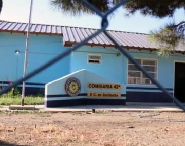 Insólito: policía tiroteó a otro en una comisaría de Bariloche