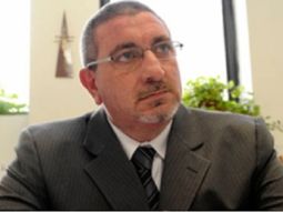 la vida del juez que investiga a los monos la vida del juez que investiga a los monos