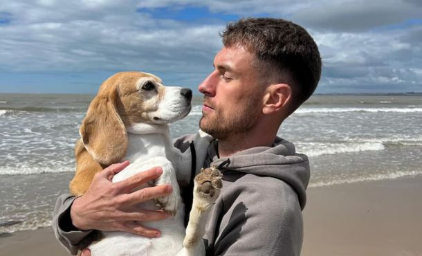 El reconocido futbolista europeo que ofrece una fortuna por su perra perdida en México El reconocido futbolista europeo que ofrece una fortuna por su perra perdida en México