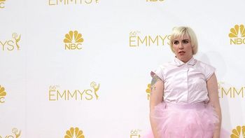 no tuvieron piedad: mira las burlas al vestido de una actriz en los premios emmy no tuvieron piedad: mira las burlas al vestido de una actriz en los premios emmy
