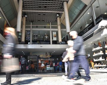 Día del Empleado de Comercio: trasladaron el feriado y hoy no abrirán varios negocios