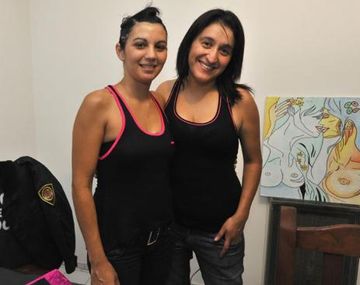 Córdoba: una mujer policía se casa este sábado con su novia