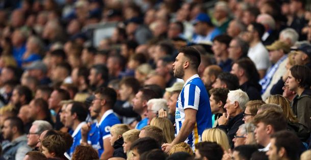 La UEFA le copiará al fútbol argentino una práctica habitual de los hinchas