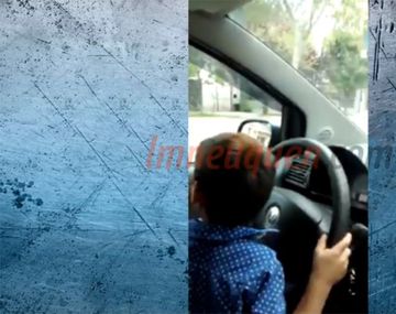 Filmó a su hijo manejando en plena ciudad