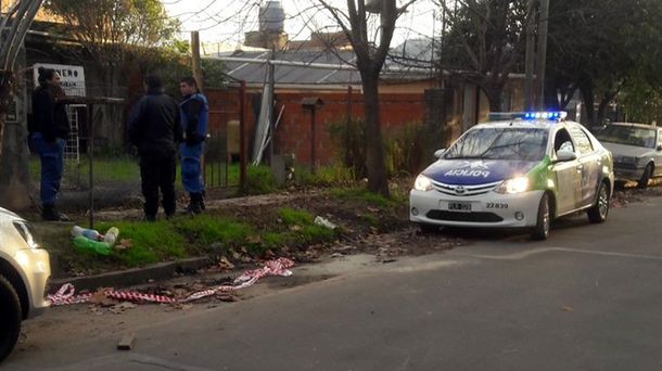 Un vecino de Morón le pegó un escopetazo en la cara a otro por un perro