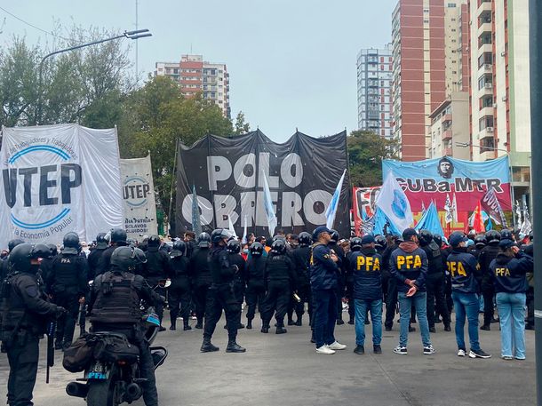 La marcha piquetera a la Quinta de Olivos en fotos