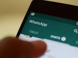 Intentó hacerle una broma a su novia por WhatsApp y descubrió que era infiel
