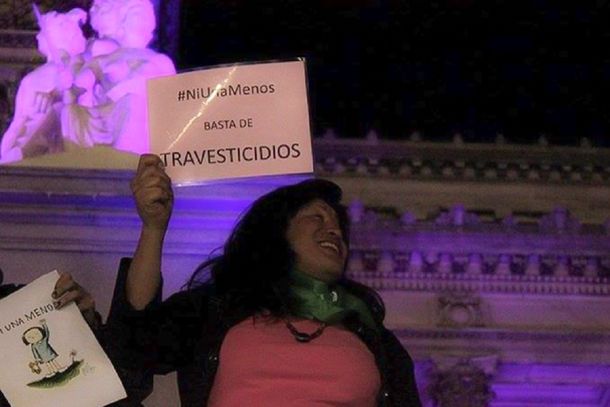 Comunidad gay encuadró la muerte de la militante trans como un crimen de odio