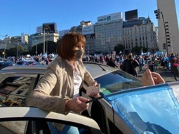 El coronavirus no sabe de grieta: los políticos argentinos de grandes ligas con Covid-19