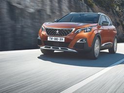 El Peugeot 3008 se presentó en septiembre en el Salón de París. El Peugeot 3008 se presentó en septiembre en el Salón de París.