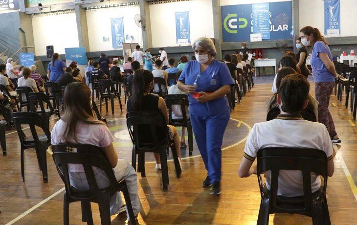 Insólito: ofrecen Pase Sanitario trucho para los no vacunados