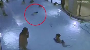 Un nene de 5 años casi muere ahogado en una pileta pública de Finlandia Un nene de 5 años casi muere ahogado en una pileta pública de Finlandia