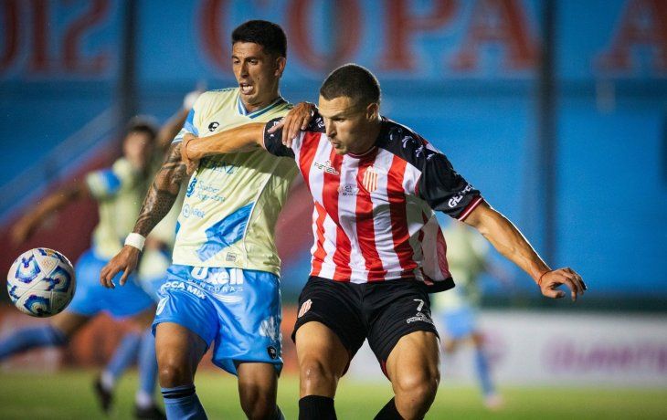 Barracas Central sufrió pero reaccionó a tiempo y eliminó por penales a Temperley