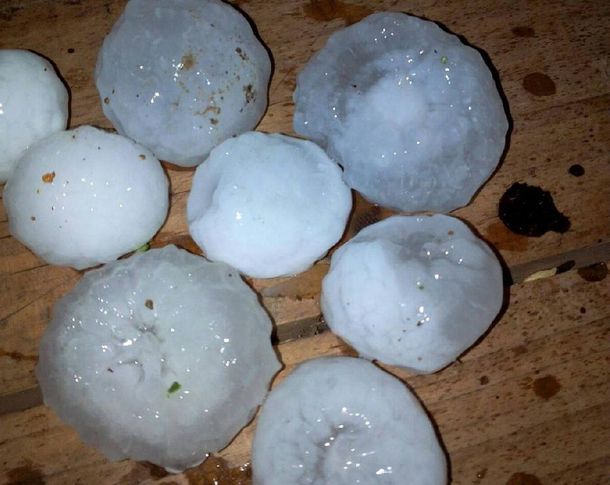 El temporal de viento, lluvia y granizo en Iguazú, en imágenes