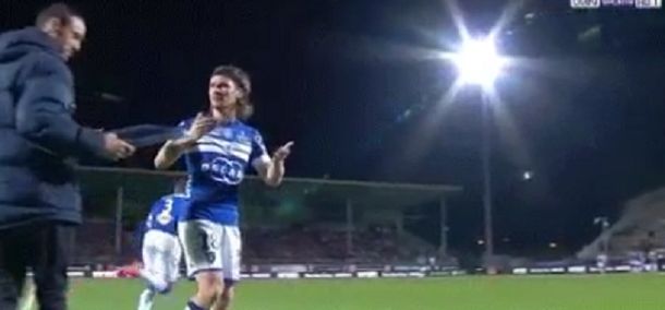 El mediocampista y una reacción poco entendible