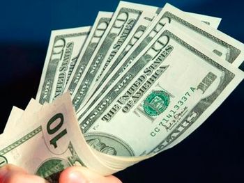 El dólar oficial cerró sin cambios y el ilegal se negoció en torno a $9,25