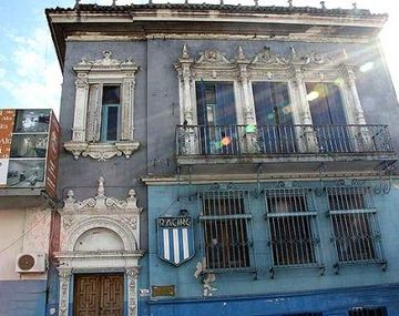 Racing, sede Villa del Parque.