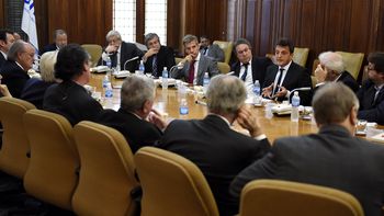 massa con la uia: dicen que no medimos, pero somos el tema de debate massa con la uia: dicen que no medimos, pero somos el tema de debate