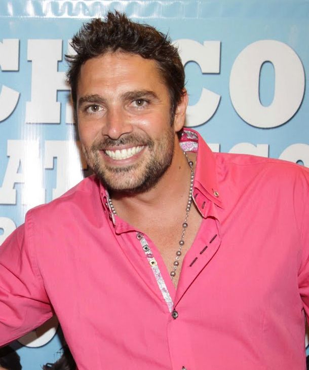 Matías Alé y su rara forma de agendar mujeres