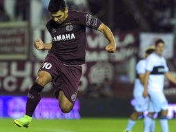 El delantero la rompió en Lanús y ahora quiere hacerlo con la camiseta del Tri El delantero la rompió en Lanús y ahora quiere hacerlo con la camiseta del Tri