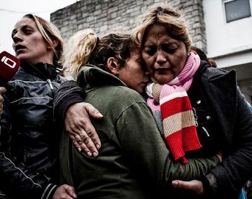 Familiares de los tripulantes del Rigel - Crédito:&nbsp;0223.com.ar