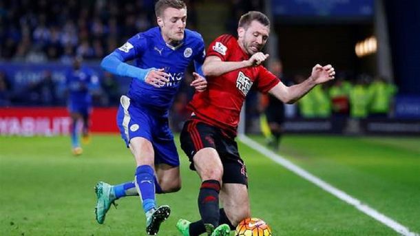 Leicester empató y el Tottenham de Pochettino puede alcanzarlo en la cima