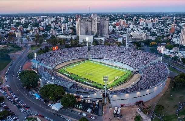 El Estadio Centenario podría ser remodelado para albergar la final del Mundial de Fútbol 2030 Argentina-Chile-Paraguay-Uruguay.