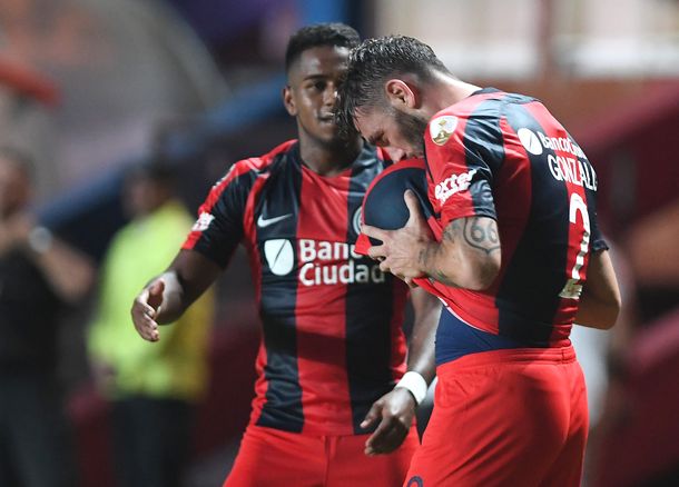 San Lorenzo le ganó a Melgar y puso un pie en octavos de final de la Libertadores