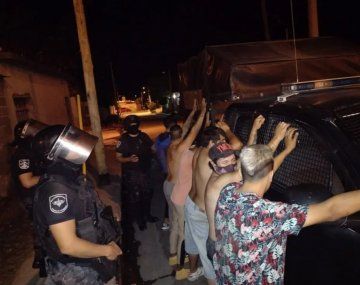 Detuvieron a un sargento por organizar una fiesta clandestina