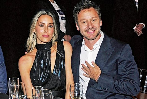 Benjamín Vicuña celebró sus 47 años: el posteo de su novia ¿con palito para la China Suárez?