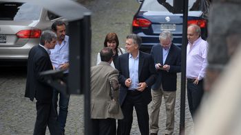 macri revelo como sera su equipo economico macri revelo como sera su equipo economico