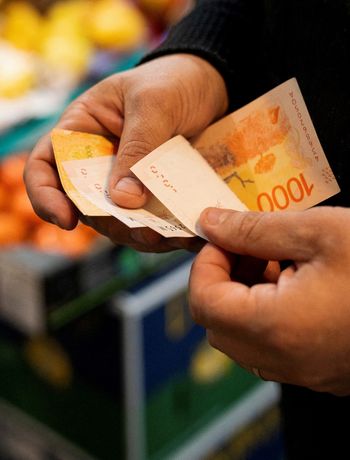 Un influencer coreano explicó por qué Argentina está tan cara en dólares y anticipó qué pasará con la economía