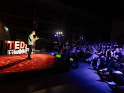 TED eligió a Buenos Aires para llevar talento argentino a su escenario global TED eligió a Buenos Aires para llevar talento argentino a su escenario global