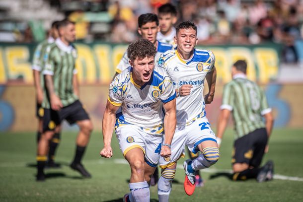 Sobre la hora y con un golazo, Aldosivi le igualó 1-1 a Rosario Central, por el Torneo Apertura