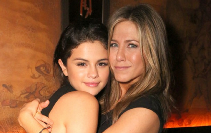 Jennifer Aniston le brinda su apoyo a Selena Gómez.