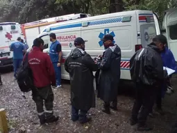 rescataron a 19 turistas que se perdieron en una quebrada saltena