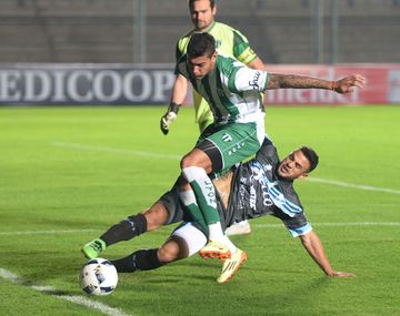 Ejemplo: no cobran hace ocho meses y eliminaron a un equipo de Primera