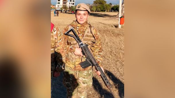 La carta de una militar contra el lenguaje inclusivo: Soy soldado, ni soldada ni soldade