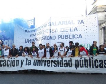 Bono de 5 mil pesos para estatales