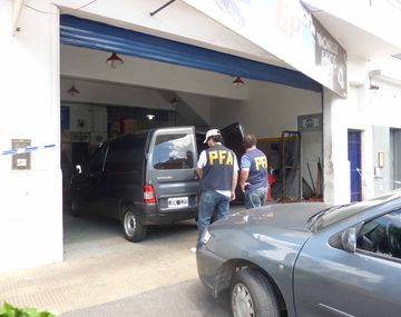 Procesan a una banda que cometió 50 salideras bancarias