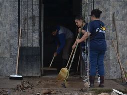 En Tucumán empezó a bajar el agua mientras las inundaciones afectan ahora a Santiago del Estero En Tucumán empezó a bajar el agua mientras las inundaciones afectan ahora a Santiago del Estero